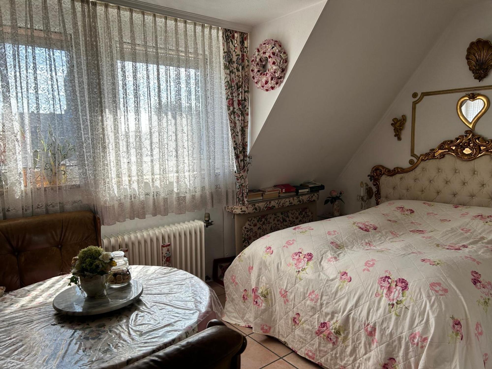 Haus Wessel Hotel โคโลญ ภายนอก รูปภาพ