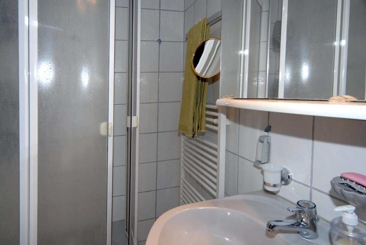 Haus Wessel Hotel โคโลญ ภายนอก รูปภาพ